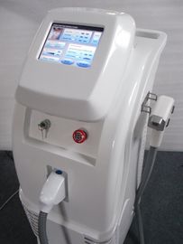 Máquina segura 60Hz asequible del retiro del pelo del laser del diodo de la parte posterior del tratamiento